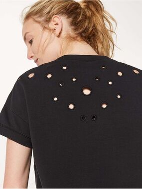 Lululemon black space tee